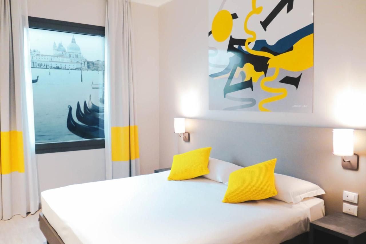 An Hotel Dependance Milano Melegnano Carpiano Extérieur photo